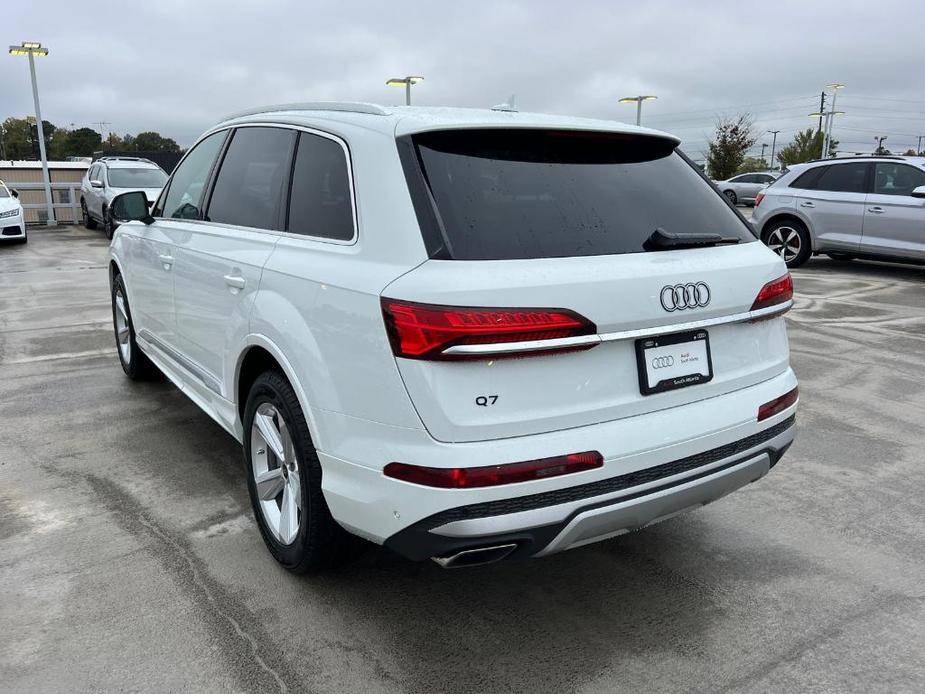 new 2025 Audi Q7 car, priced at $60,860