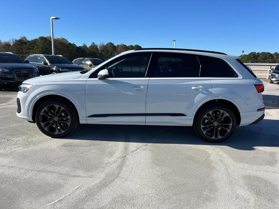 new 2025 Audi Q7 car, priced at $74,750