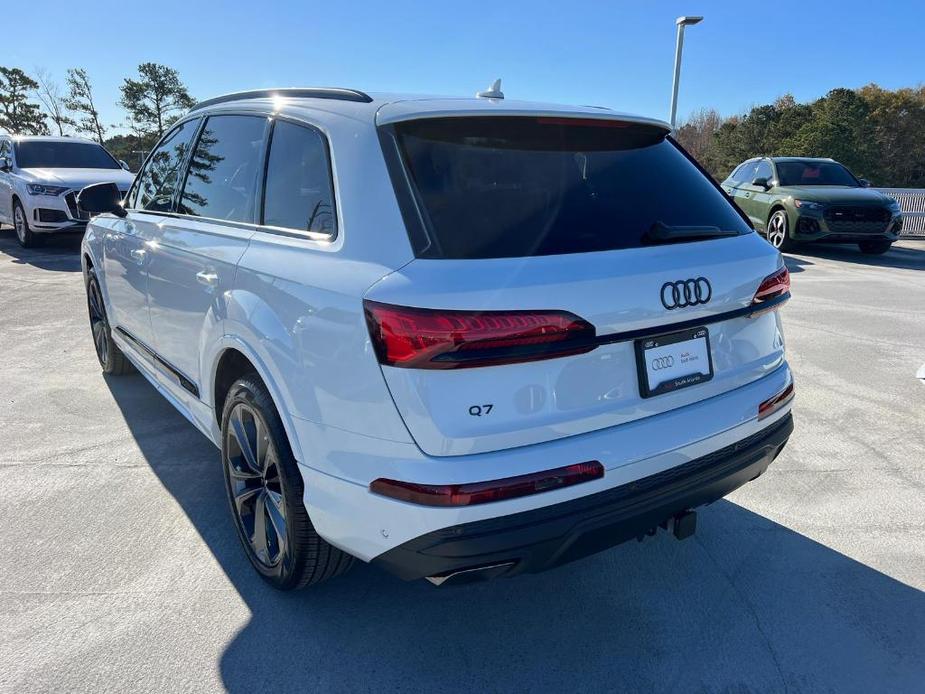 new 2025 Audi Q7 car, priced at $74,750