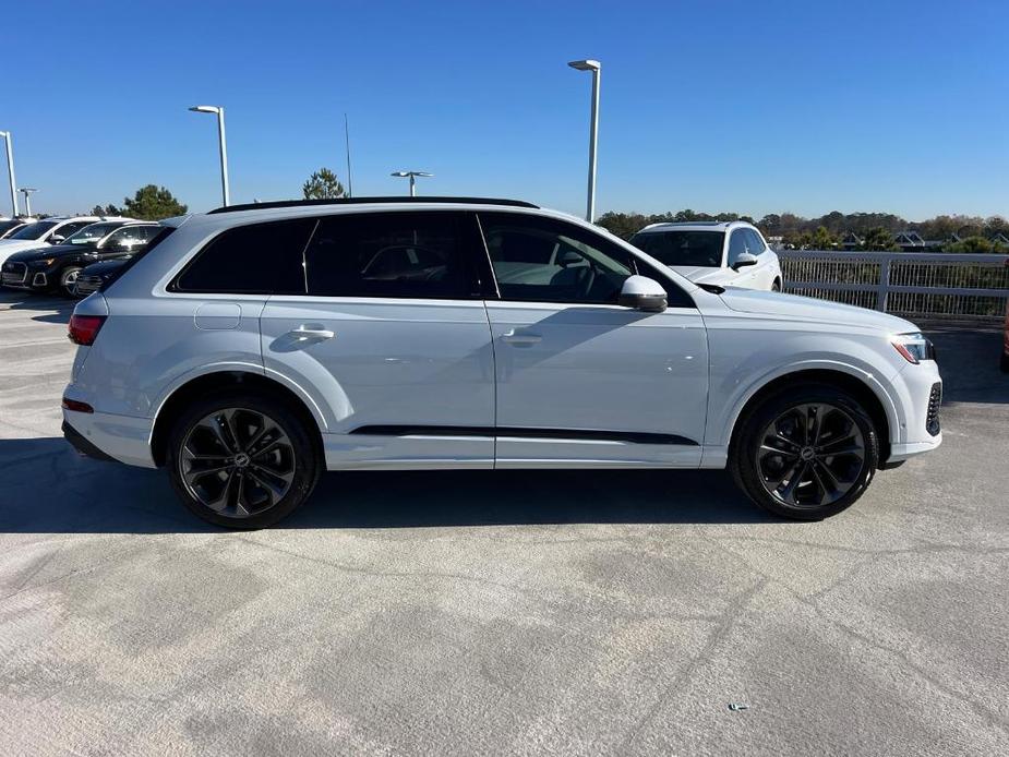 new 2025 Audi Q7 car, priced at $74,750