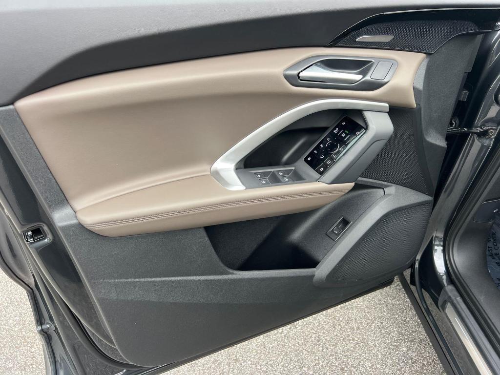 new 2025 Audi Q5 Sportback car, priced at $59,260