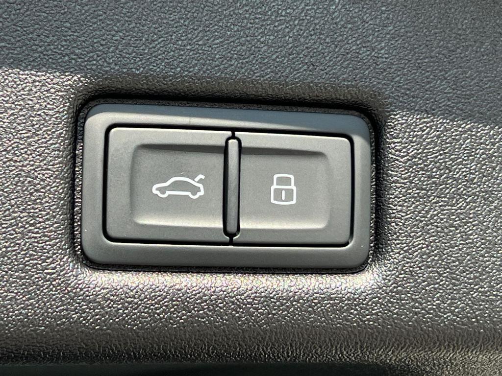new 2025 Audi Q5 Sportback car, priced at $62,210