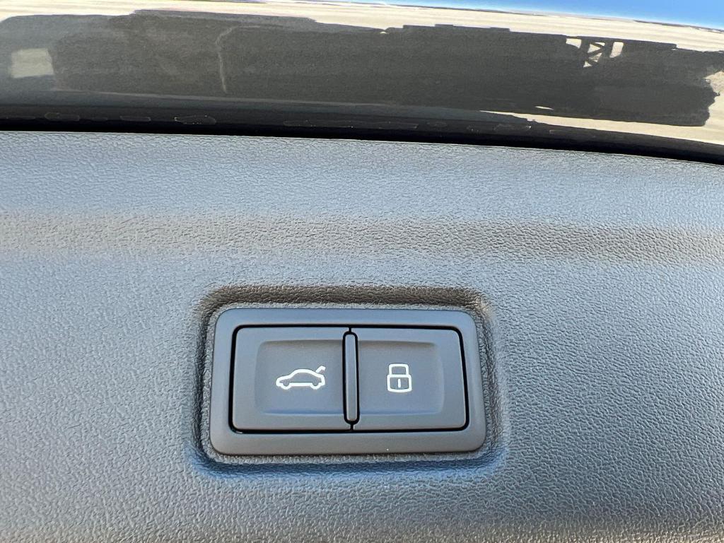 new 2025 Audi Q6 e-tron car, priced at $71,885
