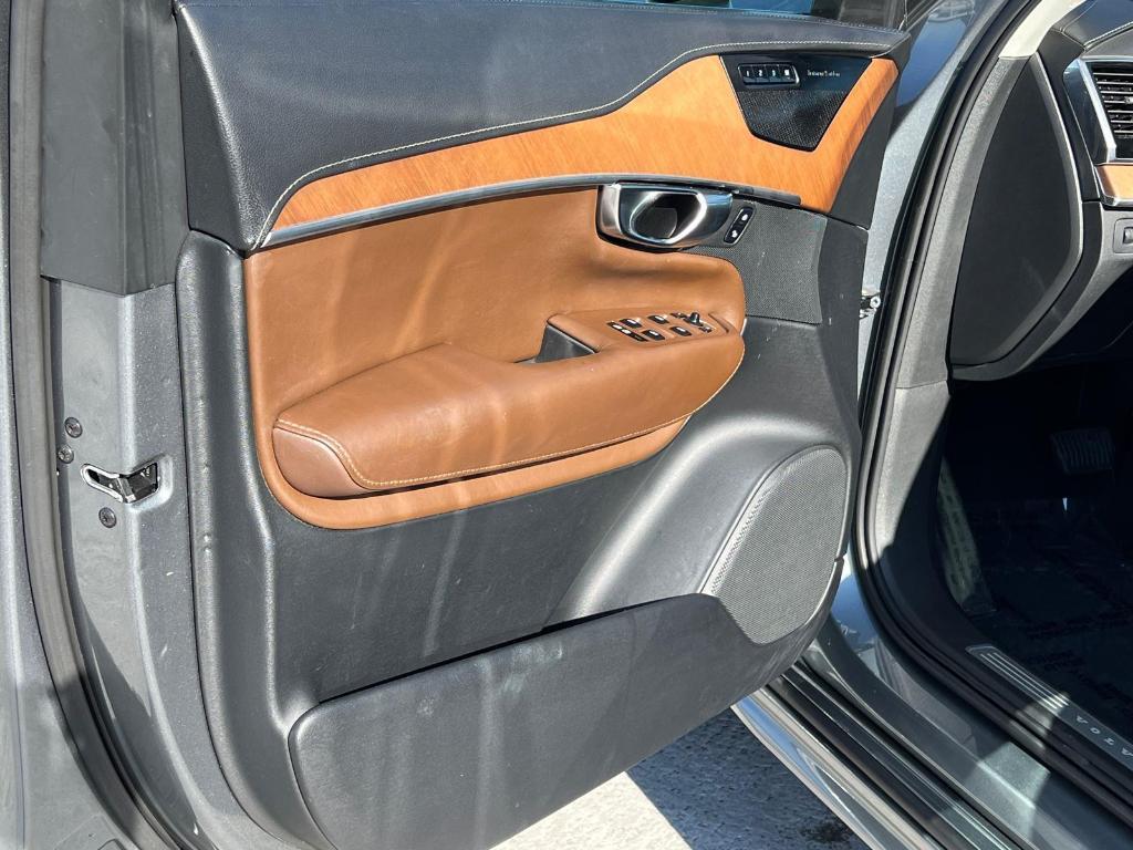 used 2019 Volvo XC90 car, priced at $23,995