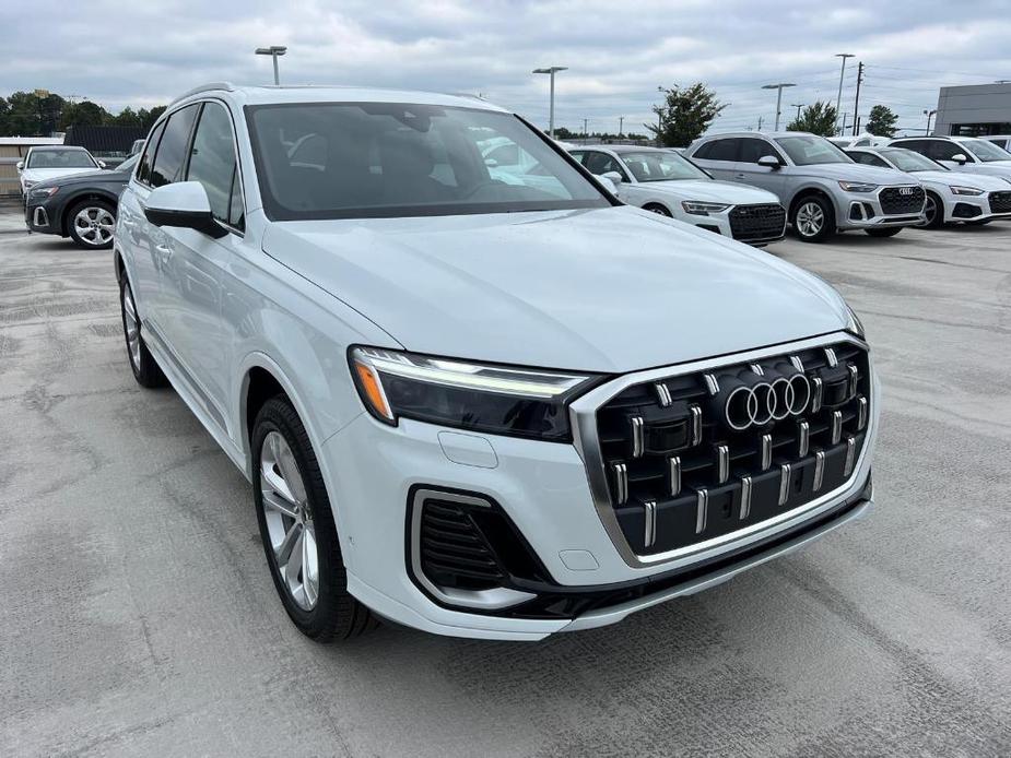 new 2025 Audi Q7 car, priced at $68,800