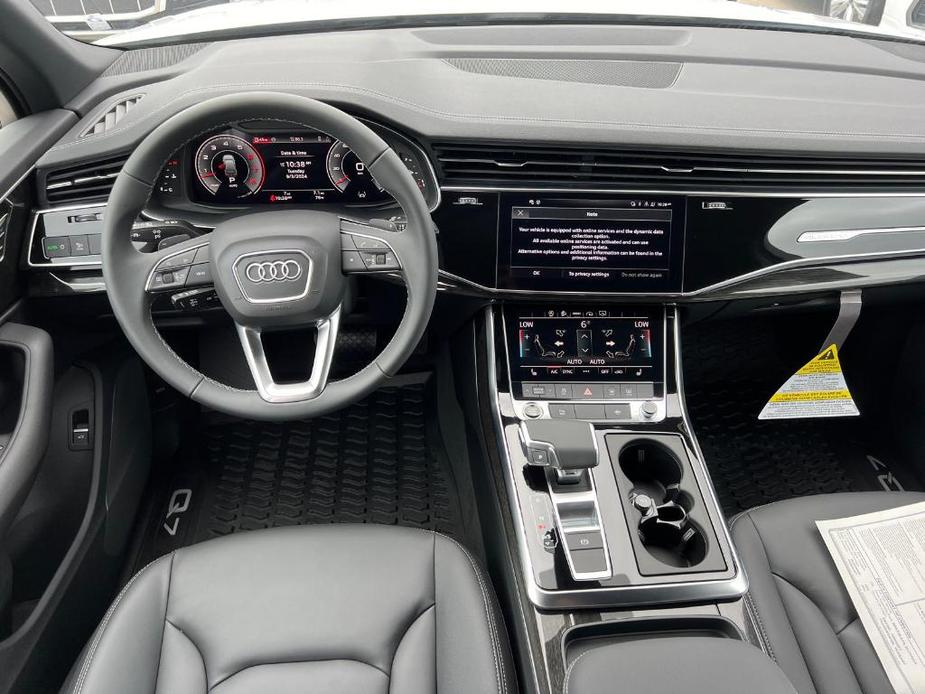 new 2025 Audi Q7 car, priced at $68,800