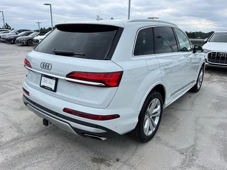 new 2025 Audi Q7 car, priced at $68,800