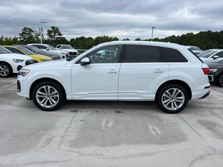 new 2025 Audi Q7 car, priced at $68,800