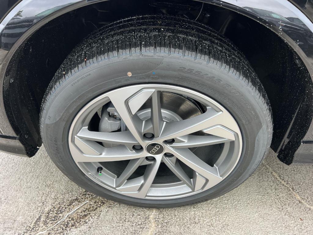 new 2025 Audi Q3 car, priced at $44,060