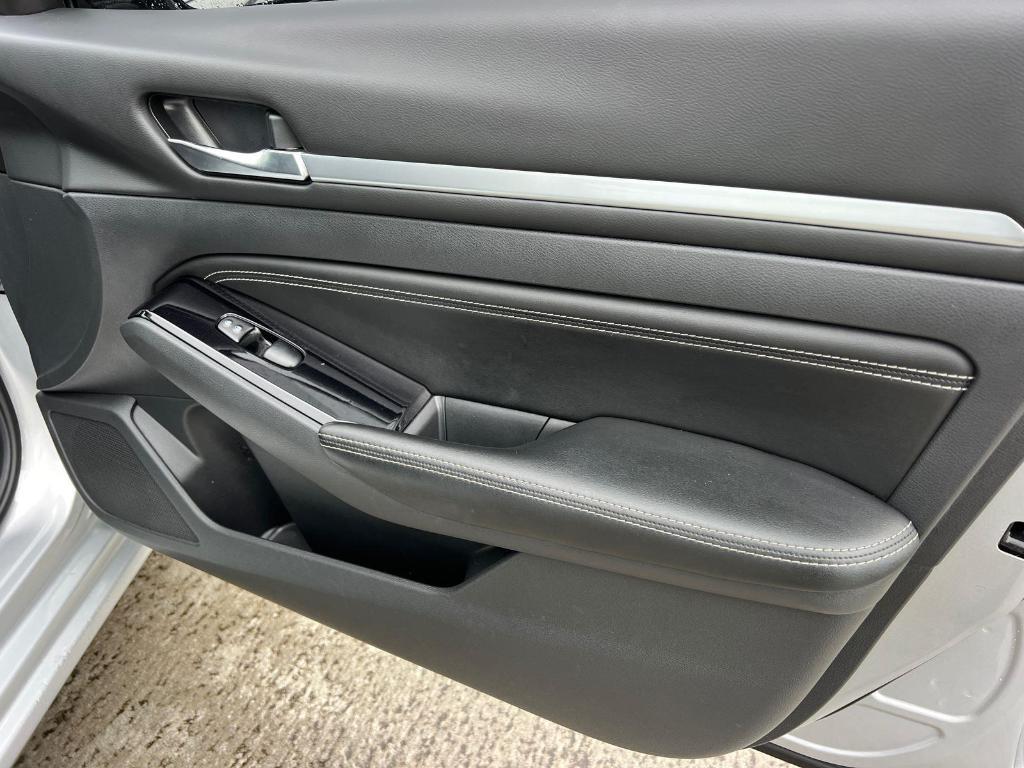 used 2023 Nissan Altima car, priced at $21,895