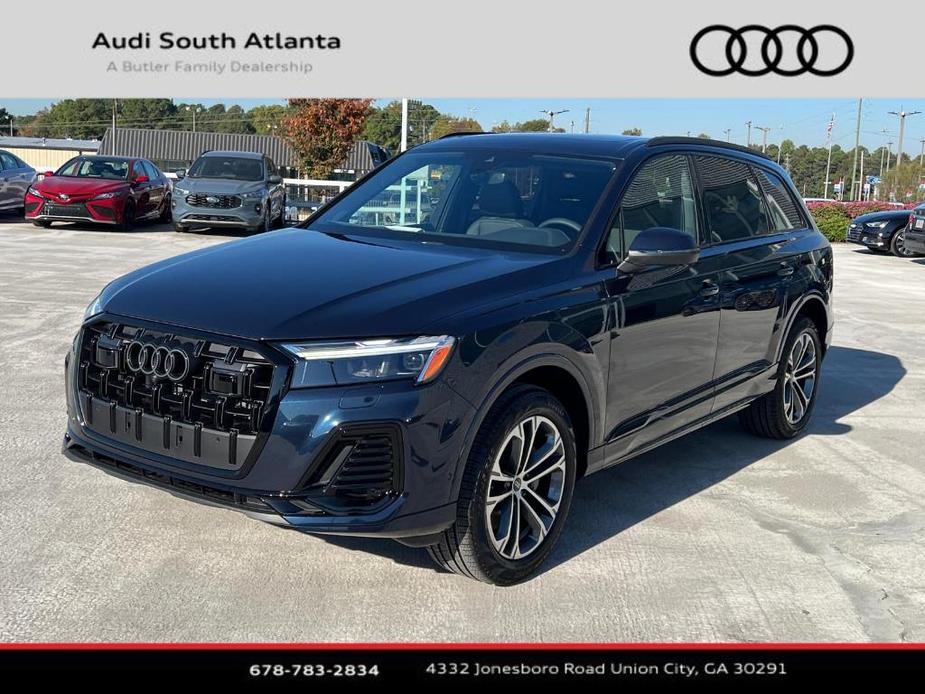 new 2025 Audi Q7 car, priced at $68,070