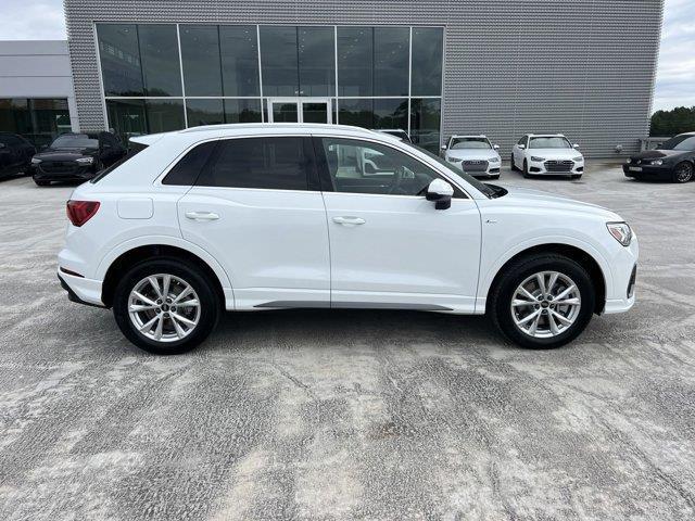 new 2024 Audi Q3 car, priced at $40,925