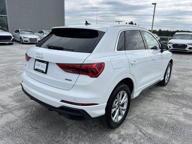 new 2024 Audi Q3 car, priced at $40,925