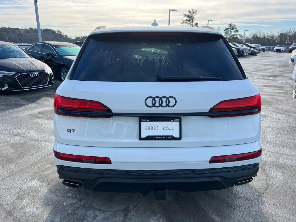 new 2025 Audi Q7 car, priced at $76,250