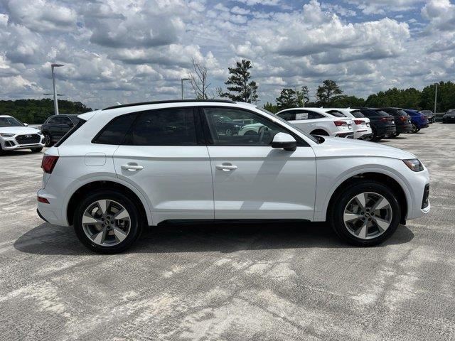 new 2024 Audi Q5 car