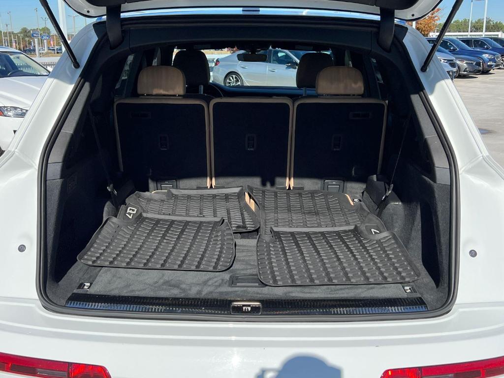 used 2022 Audi Q7 car, priced at $33,995