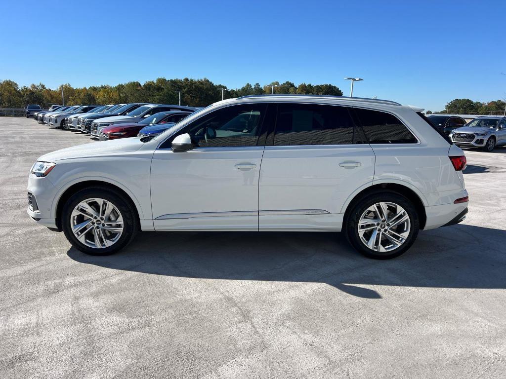 used 2022 Audi Q7 car, priced at $33,995