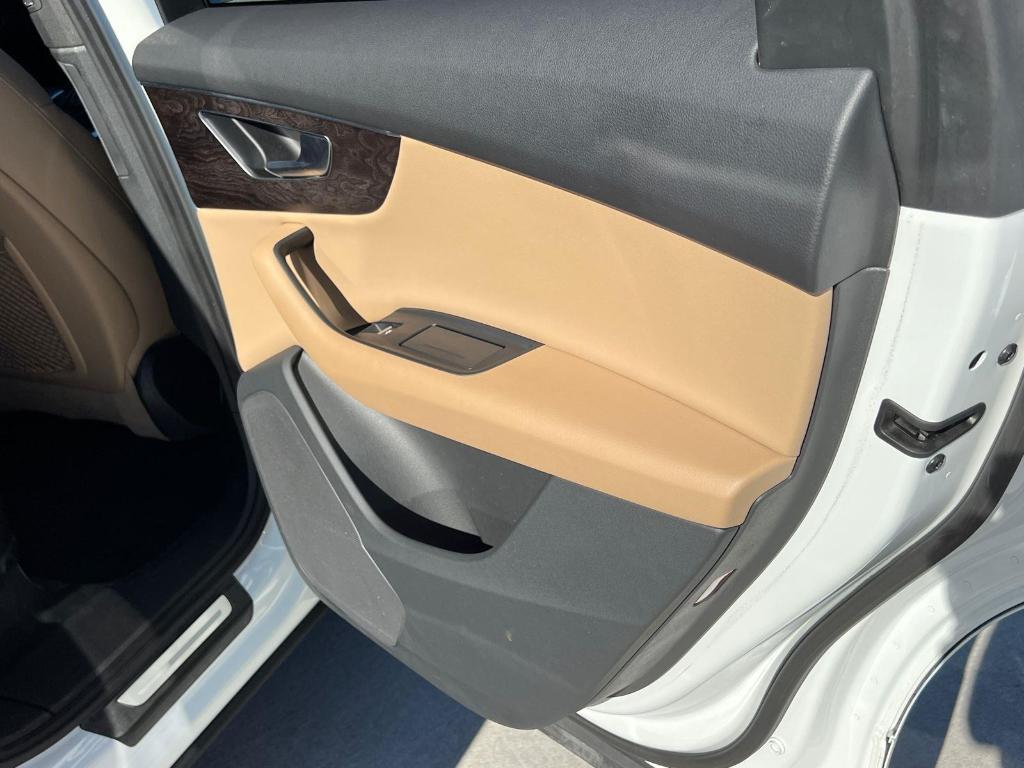 used 2022 Audi Q7 car, priced at $33,995