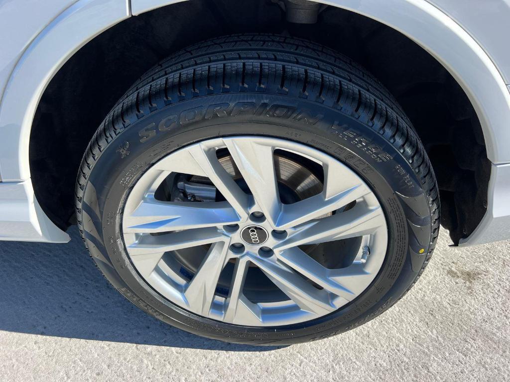 used 2022 Audi Q7 car, priced at $33,995