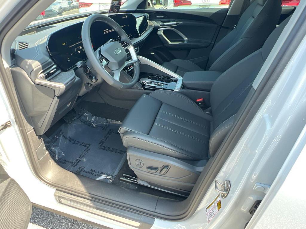 new 2025 Audi Q5 car, priced at $52,305