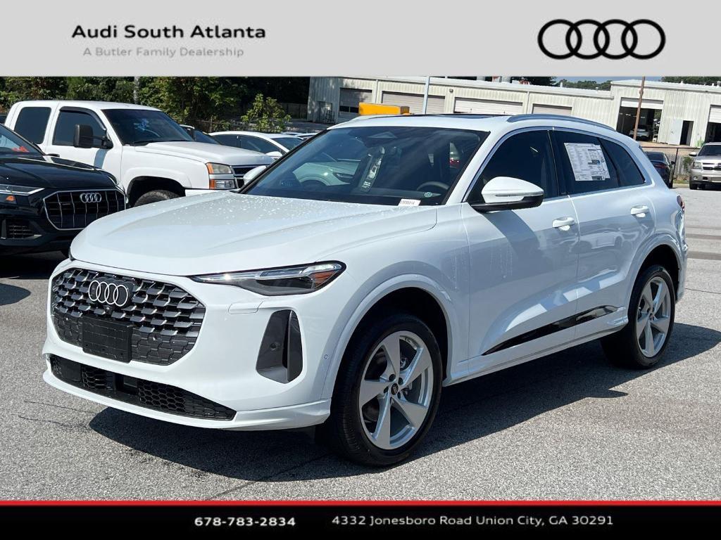 new 2025 Audi Q5 car, priced at $52,305