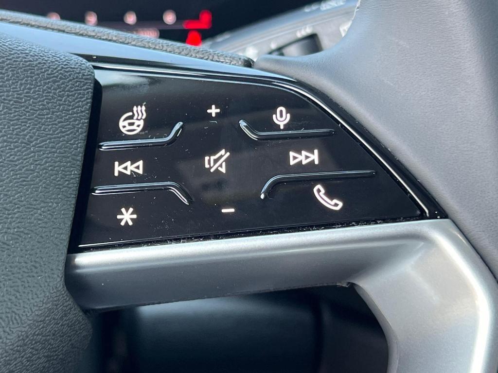 new 2025 Audi Q5 car, priced at $52,305