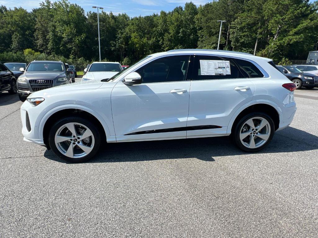 new 2025 Audi Q5 car, priced at $52,305