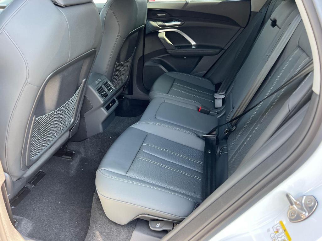 new 2025 Audi Q5 car, priced at $52,305
