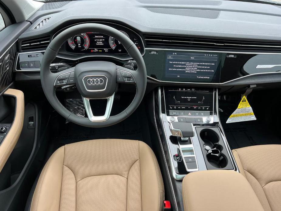 new 2025 Audi Q7 car, priced at $74,750