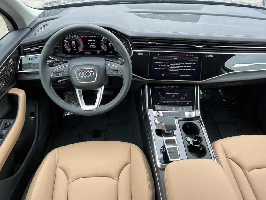 new 2025 Audi Q7 car, priced at $67,755