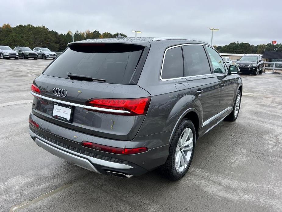 new 2025 Audi Q7 car, priced at $67,755