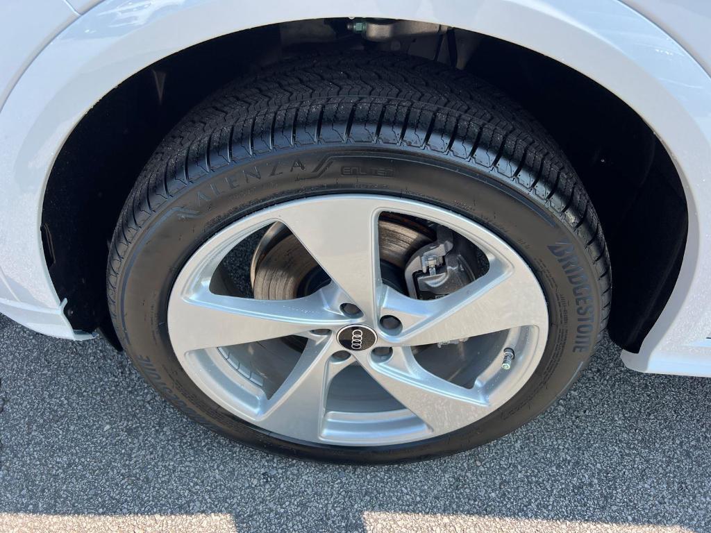 new 2025 Audi Q5 car, priced at $57,300