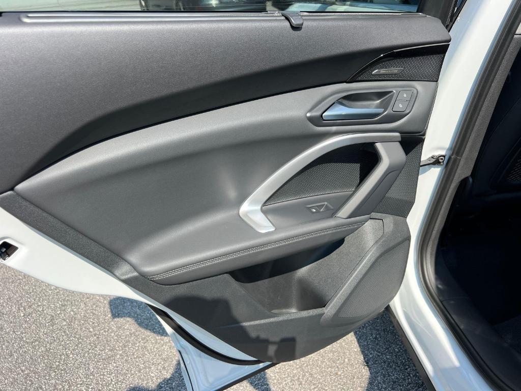 new 2025 Audi Q5 car, priced at $57,300