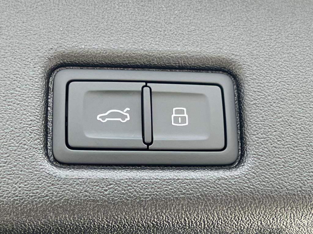 new 2025 Audi Q5 car, priced at $57,300