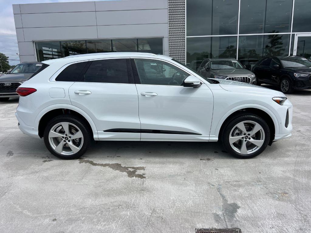 new 2025 Audi Q5 car, priced at $57,300