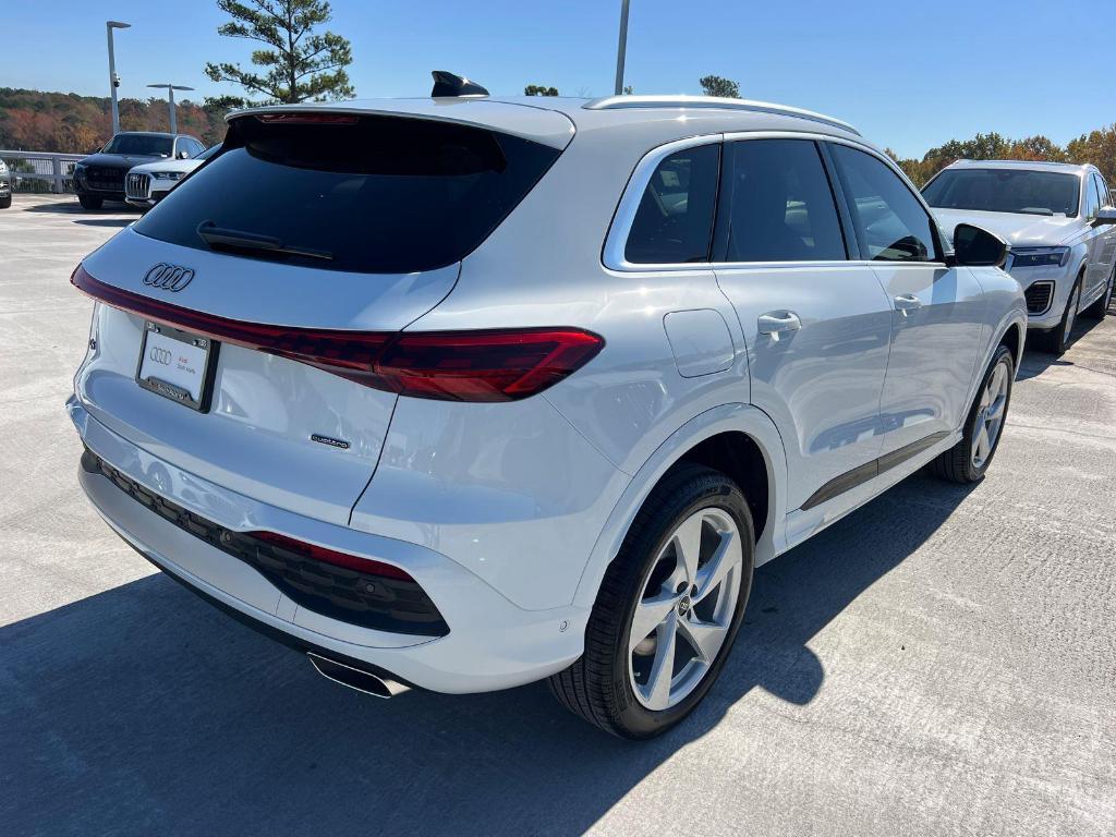 new 2025 Audi Q5 car, priced at $61,300