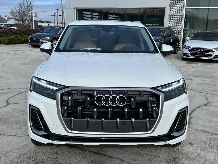 new 2025 Audi Q7 car, priced at $67,160