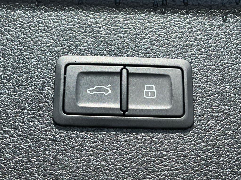 used 2022 Audi Q5 car, priced at $31,995