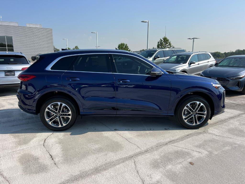 new 2025 Audi Q5 car, priced at $51,850