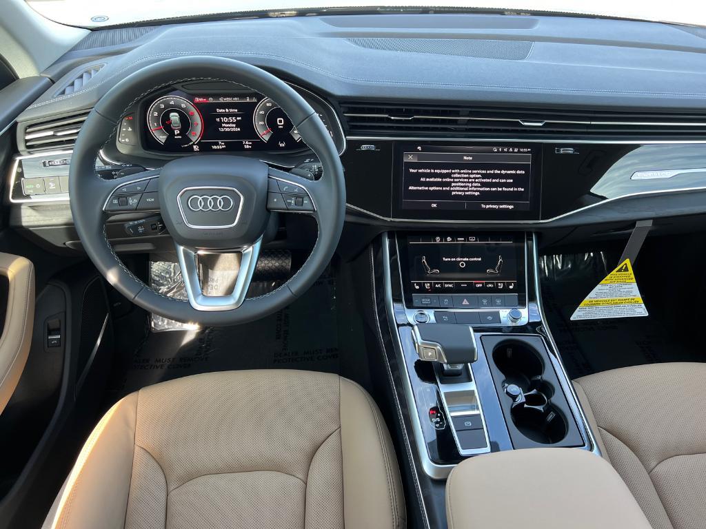 new 2025 Audi Q8 car, priced at $81,070