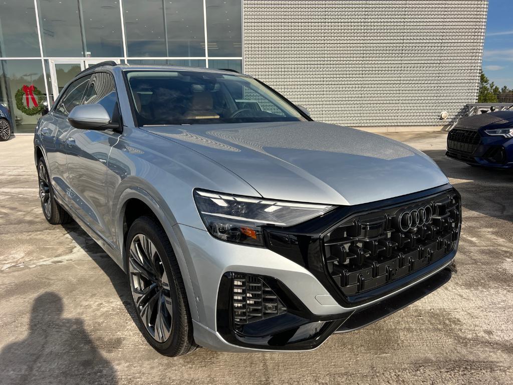 new 2025 Audi Q8 car, priced at $81,070