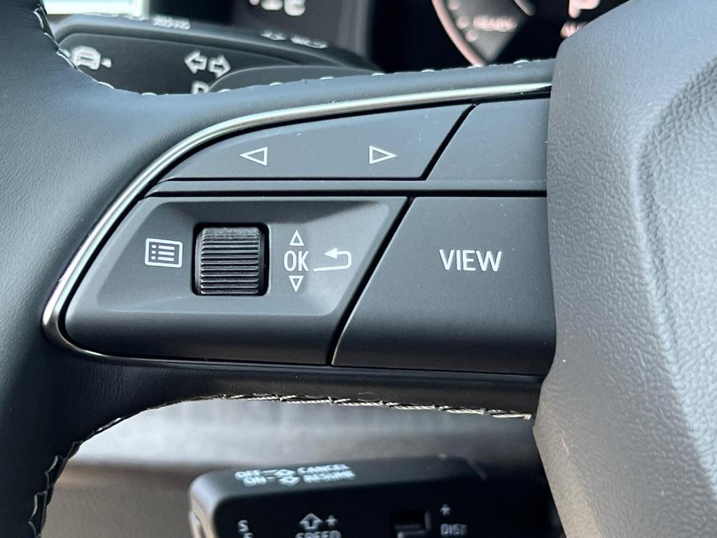 new 2025 Audi Q8 car, priced at $79,715