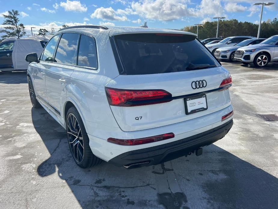 new 2025 Audi Q7 car, priced at $82,400