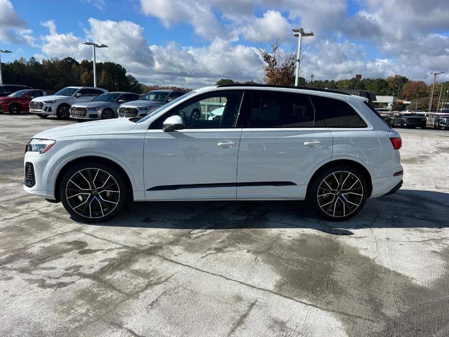 new 2025 Audi Q7 car, priced at $82,400