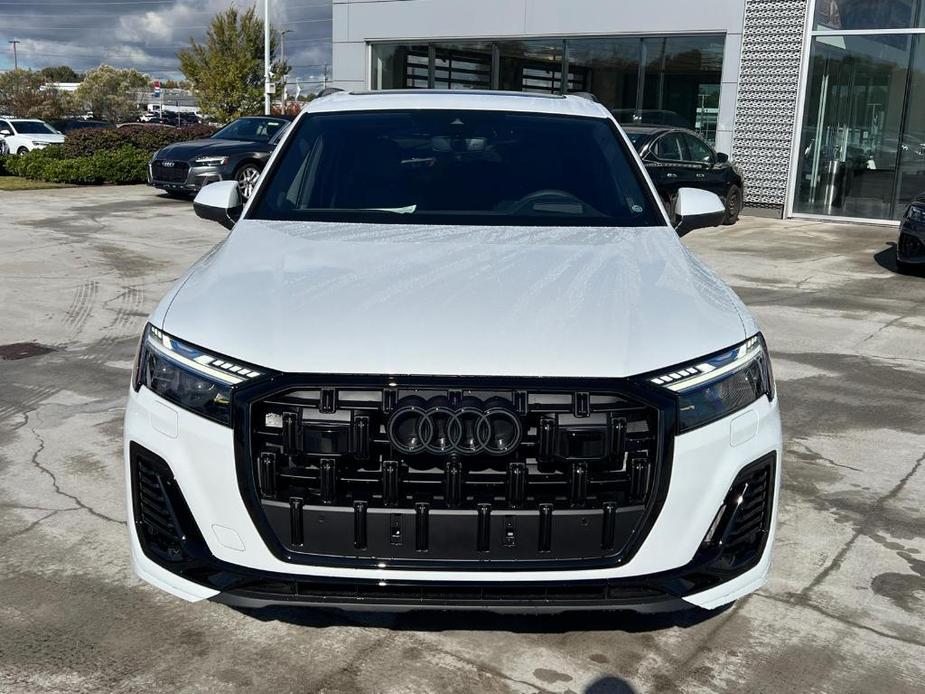 new 2025 Audi Q7 car, priced at $82,400