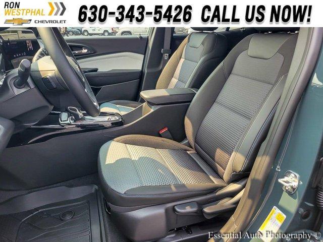new 2025 Chevrolet Trax car, priced at $26,049
