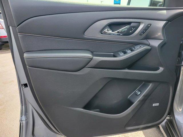 used 2020 Chevrolet Traverse car, priced at $32,895