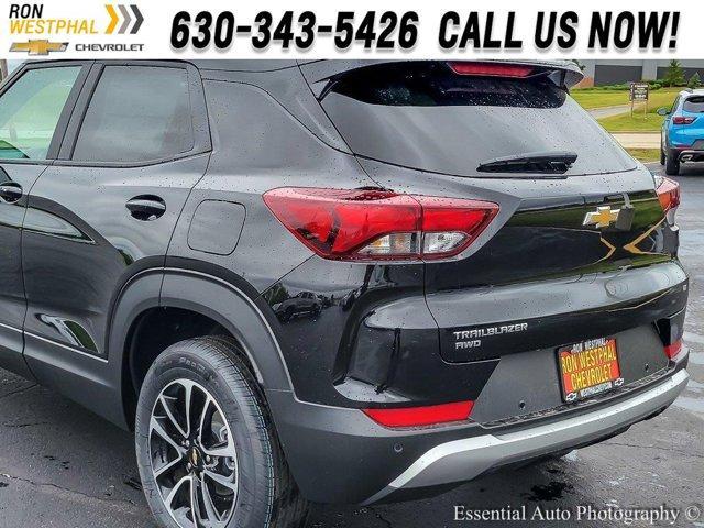 new 2025 Chevrolet TrailBlazer car, priced at $30,080