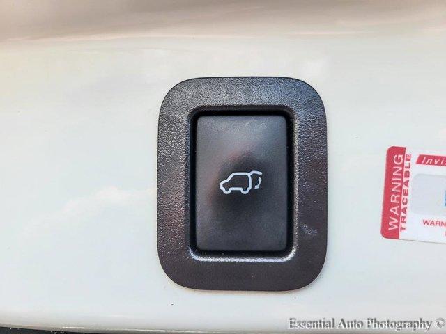 used 2019 Toyota Highlander car, priced at $23,895