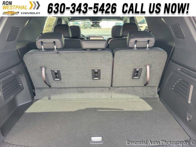 new 2025 Chevrolet Traverse car, priced at $47,980